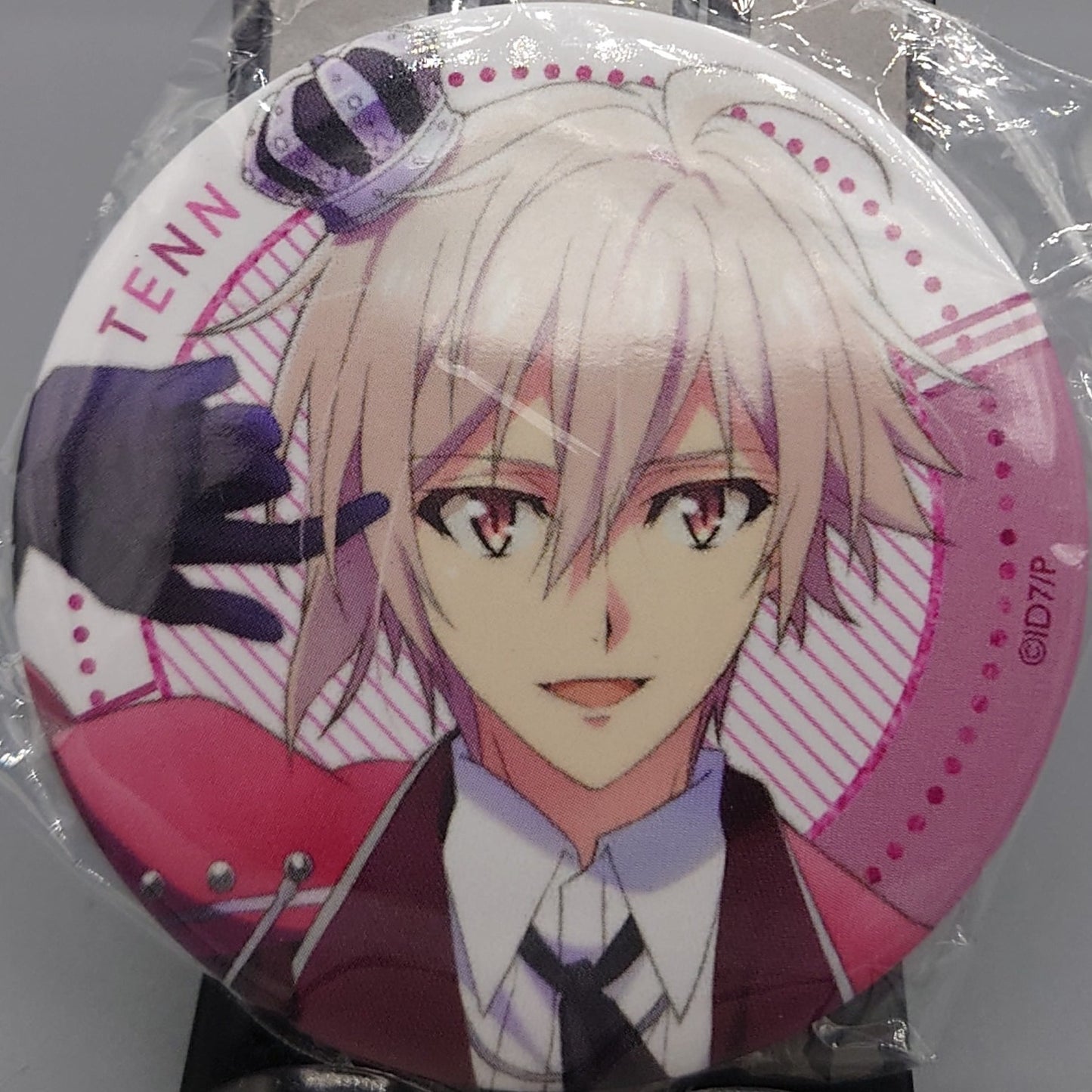 IDOLiSH7 can badges